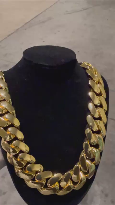 Yellow Gold Cuban Link (18k)